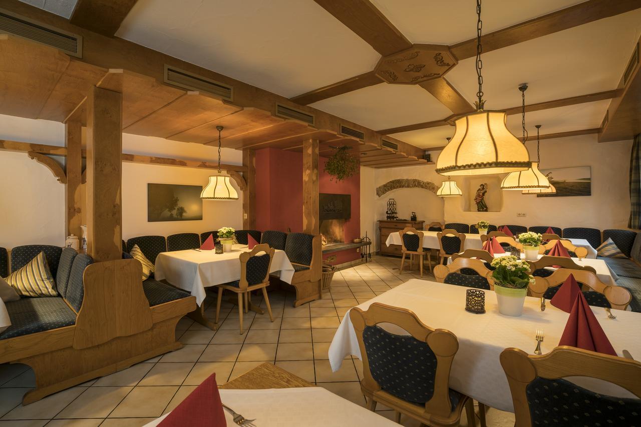 Hotel Krone Nellingen 外观 照片