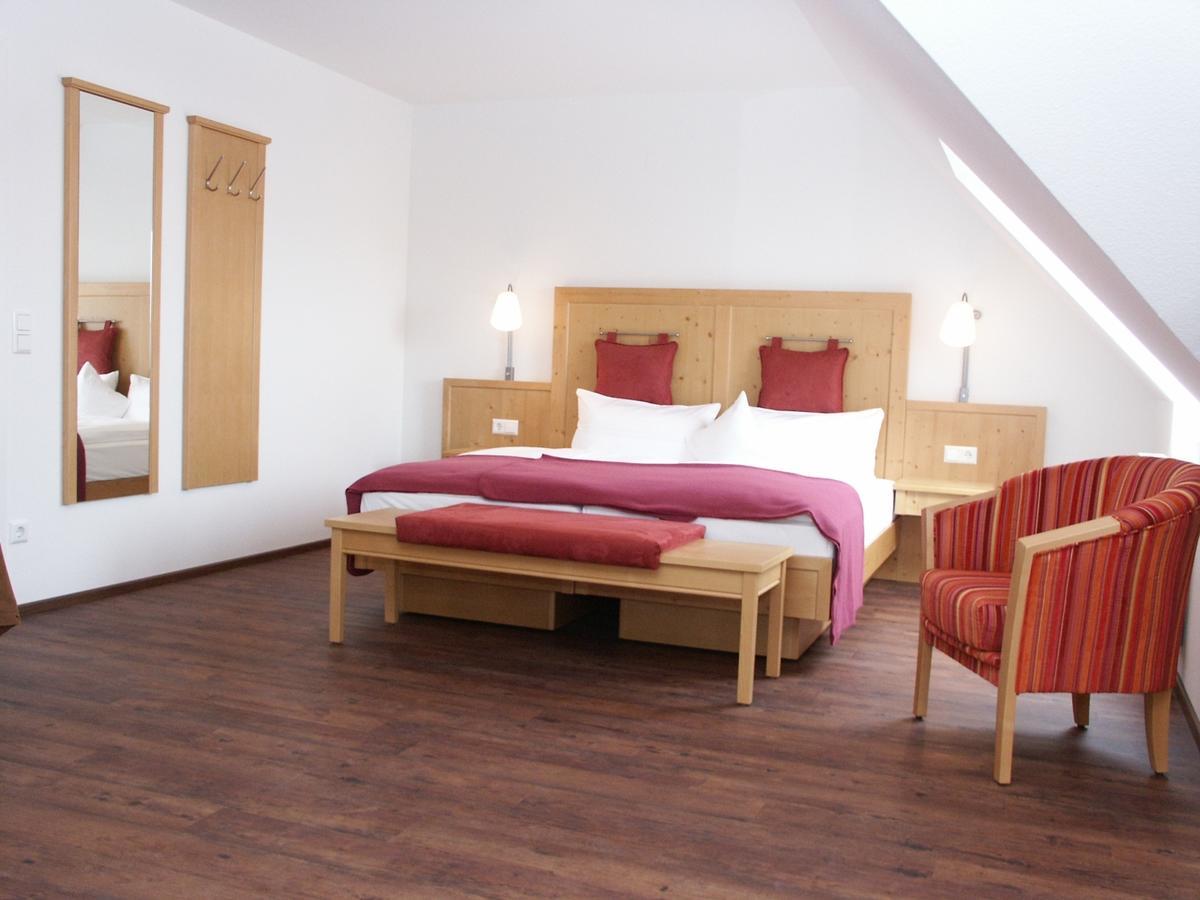 Hotel Krone Nellingen 外观 照片